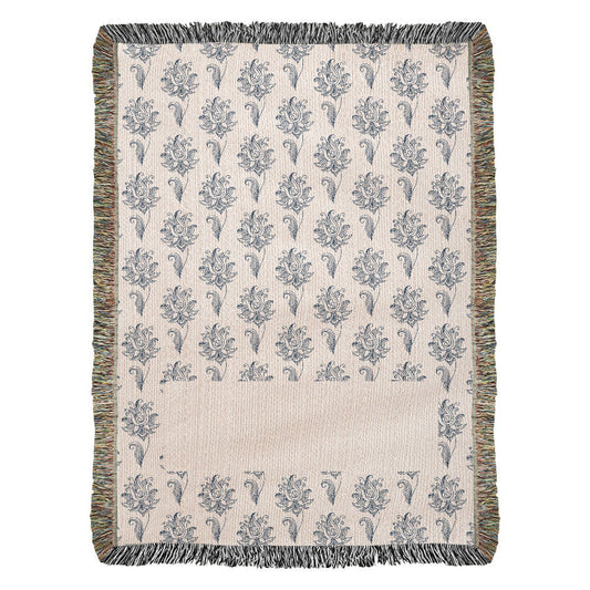 Personalized Woven Grandma Blanket – Custom Name & Floral Pattern Throw, Keepsake Gift for Grandmother