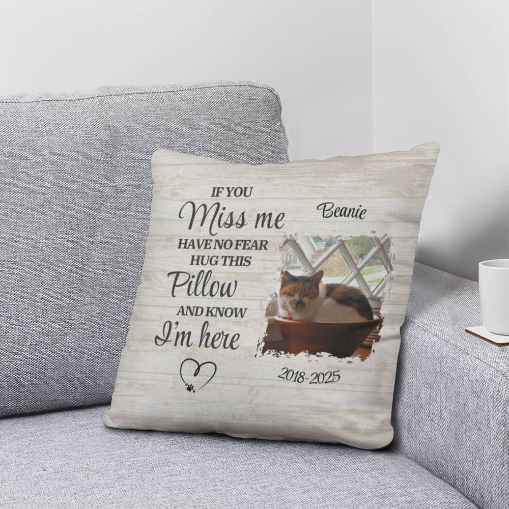 Personalized Pet Memorial Pillow – A Comforting Tribute for Your Beloved Companion